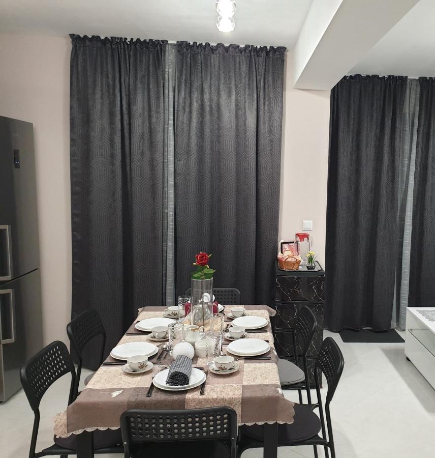 New The Twins Varna Two-Bedroom, Apt 5 At 15 Tsani Ginchev Street, Floor 3 Exterior foto
